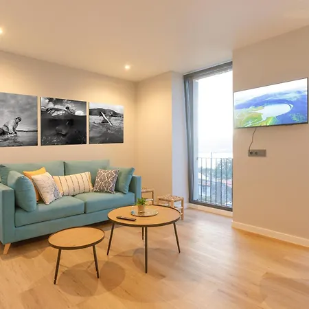 Rosa En Con Vistas Panoramicas A La Ria Noia