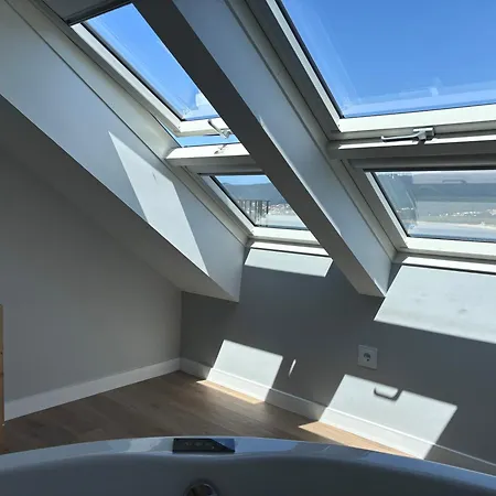 Rosa En Con Vistas Panoramicas A La Ria *