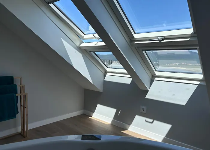 Rosa En Con Vistas Panoramicas A La Ria *